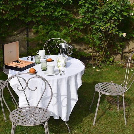 Au N°1 Bed & Breakfast Bourges Exterior photo
