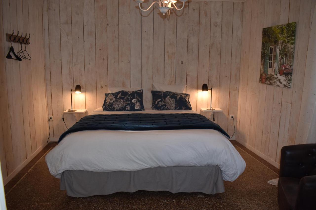 Au N°1 Bed & Breakfast Bourges Exterior photo